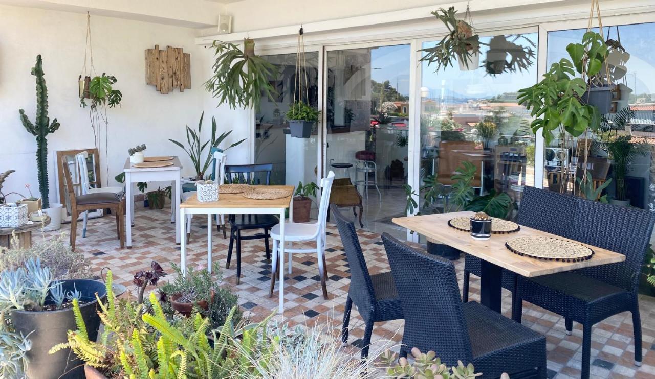 Black Market Hotel Ίσκια Εξωτερικό φωτογραφία